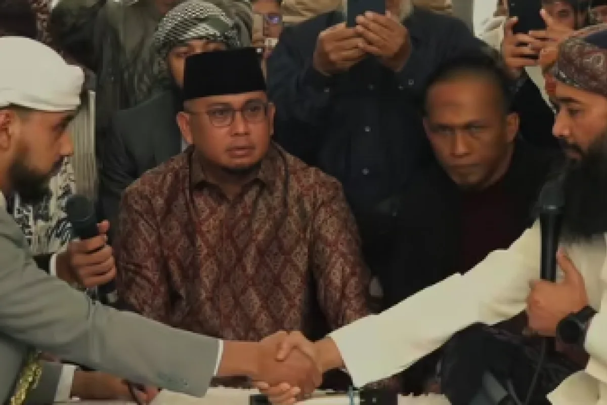 Momen Bahagia Pernikahan Anak Ustadz Riza Basalamah di Jember: Andre Rosiade Jadi Saksi, Ruben Onsu Turut Hadir