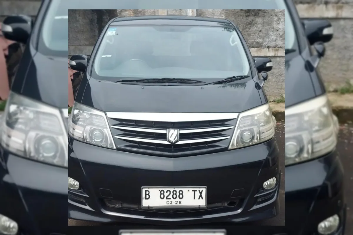 KPP Pratama Jakarta Kebayoran Lama Lelang Toyota Alphard Rp 99 Juta