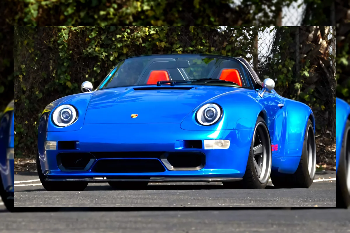 Gunther Werks Speedster Blue Phoenix Dilelang di Monterey