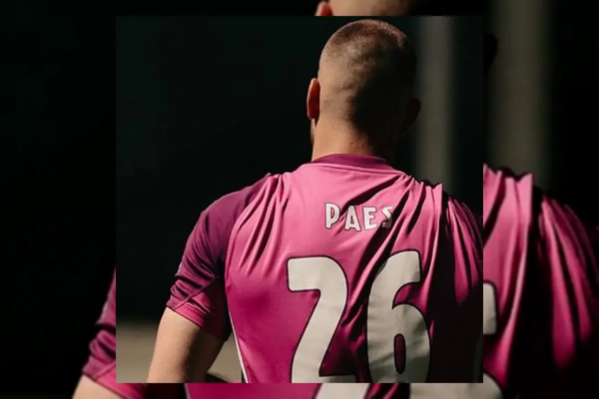 Maarten Paes Pahlawan Ajax, Bawa Tim ke Europa Conference League
