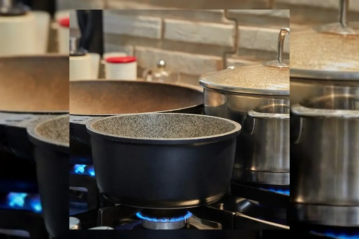 Pakar Soroti Klaim 'Nontoxic' Panci Keramik Modern, Transparansi Bahan Dipertanyakan