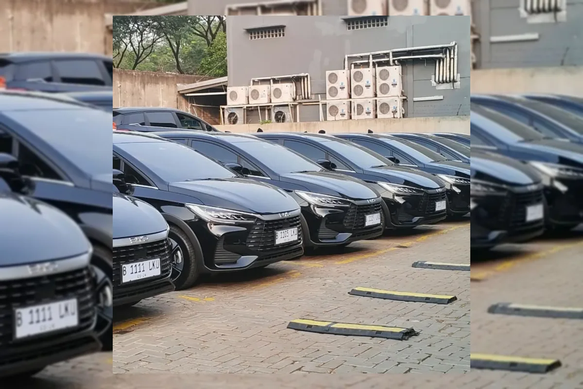 BYD M6 DM Resmi Meluncur, Siap Saingi MPV Keluarga Rp200 Jutaan
