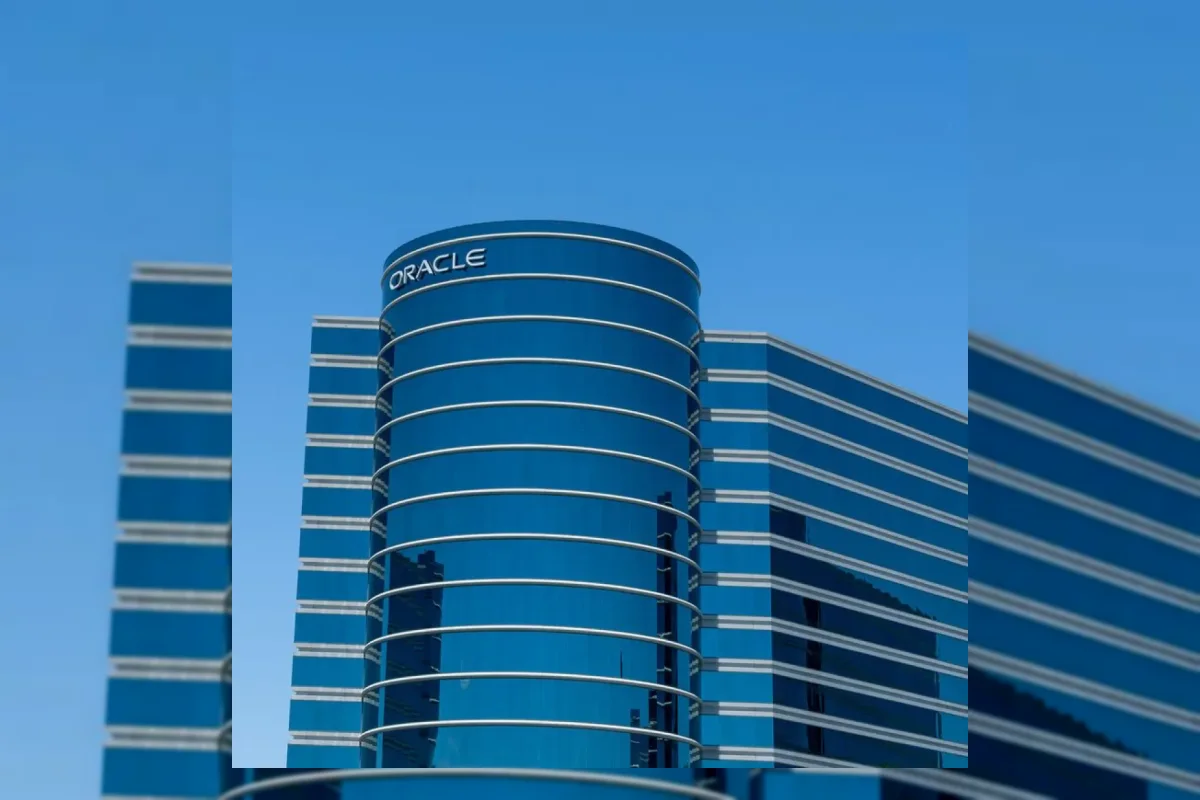 Saham Oracle Bergejolak di Tengah Ekspansi Infrastruktur AI
