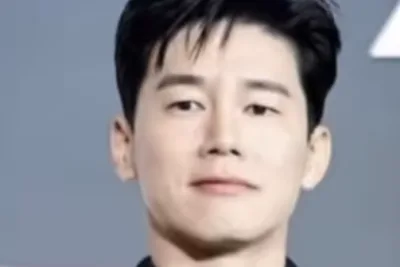 John Cena Ungkap Kemiripan dengan Kim Mu Yeol yang Bikin Publik Kembali Cari Profilnya