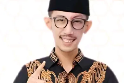 Profil Achmad Syahri Assidiqi Anggota DPRD Jember dari Partai Gerindra yang Diduga Merokok dan Main Game saat Rapat Tentang Campak: Umur, Agama dan IG 
