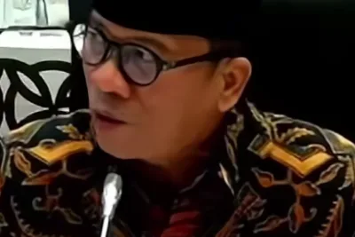 Siapa Anak dan Istri Yandri Susanto? Menteri Desa dan Pembangunan Daerah Tertinggal yang Minta Alfamart dan Indomaret Dibatasi demi Koperasi Desa Merah Putih, Bukan Orang Sembarangan?