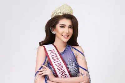 Jeni Rahmadial Fitri Finalis Putri Indonesia Riau Diduga Dokter Kecantikan Gadungan PT Arauna Beauty Clinic