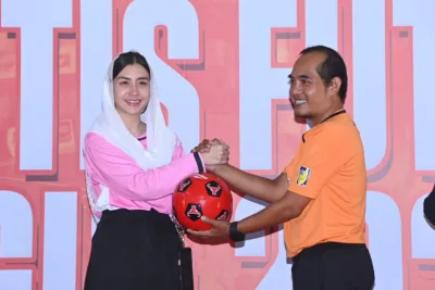 Anggota DPR Fasilitasi Talenta Muda Trenggalek Lewat Ajang Futsal