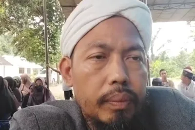 Siapa Anak dan Istri TGH Ahmad Muzakki Rahmatullah? Pimpinan Ponpes Rosudatussaulatiyah Al Ibrahimy NW di Lombok Tengah yang Kini jadi Tersangka Pembakaran 3 Santri