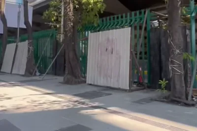 Fenomena Pemasangan Pagar di Mal Pakuwon Group Surabaya: Langkah Strategis Demi Keamanan dan Kenyamanan Pengunjung