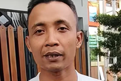 Guru ASN Yogi Susilo Dipertahankan Mantan Murid, Tuduhan Mangkir Dipersoalkan