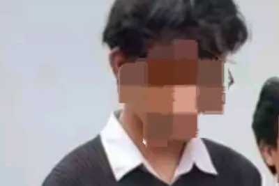 Profil AZ Mahasiswa PNJ yang Ketahuan Berciuman Sesama Jenis di Lingkungan Kampus, Lengkap: Umur, Agama dan IG