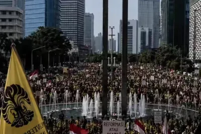Ada Dua Demo di Jakarta Pusat Hari Ini, Pengendara Diminta Hindari Bundaran HI dan Monas
