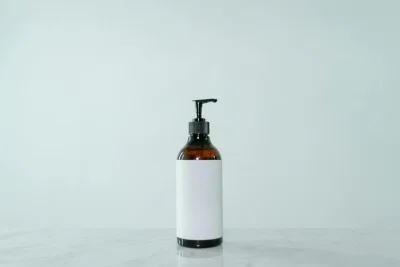 4 Rekomendasi Sampo untuk Mengatasi Hairline Mundur