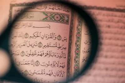 Surat Yasin: Bacaan Arab, Latin, dan Terjemahan Lengkap