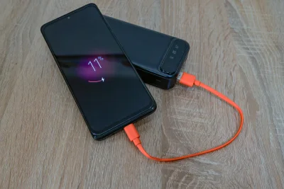 4 Rekomendasi HP Baterai Jumbo Terbaru 2026, Bisa Jadi Powerbank