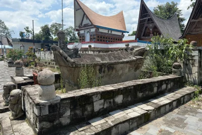 Madu 3.000 Tahun di Makam Mesir Masih Layak Konsumsi