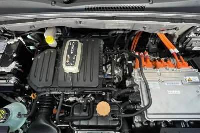 Baterai Lemah Picu Penurunan Efisiensi Bahan Bakar Mobil Hybrid