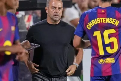 Kelemahan Taktik Hansi Flick: Garis Tinggi Bikin Barcelona Tersingkir dari Liga Champions