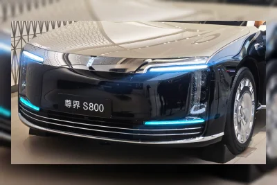 Mercedes Memulai Tren Lampu Biru untuk Mobil Otonom, China Menyempurnakannya