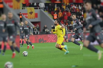 Samsunspor Jamu Goztepe di Stadion Samsun 19 Mayis Malam Ini