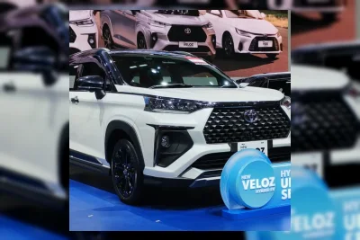 Pemesanan Toyota Veloz Hybrid Tembus 10.000 Unit di Indonesia