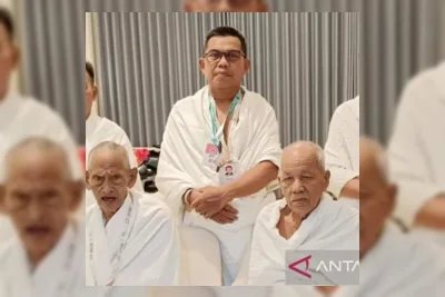 Embarkasi Banjarmasin Terbangkan Calon Haji Berusia 102 Tahun