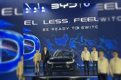 BYD Resmi Luncurkan MPV Hybrid M6 DM di Indonesia