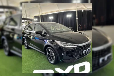 BYD Resmi Luncurkan M6 DM, MPV Hybrid Pertama di Indonesia