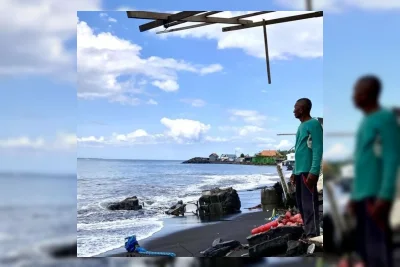 Gelombang Tinggi Hantam Pantai Monggalan Bali, Abrasi Meluas