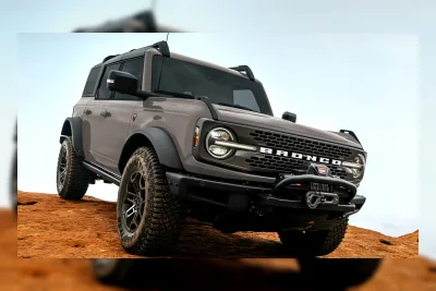 Ford Recall 16.200 Bronco karena Atap Bisa Retak dan Terbang