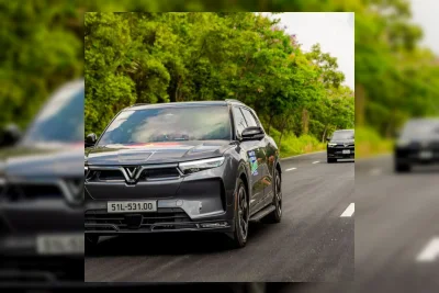VinFast Pangkas Harga Dua Motor Listrik dan Mobil SUV VF 9