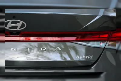 Hyundai Recall 54.337 Elantra Hybrid karena Risiko Overheat dan Kebakaran
