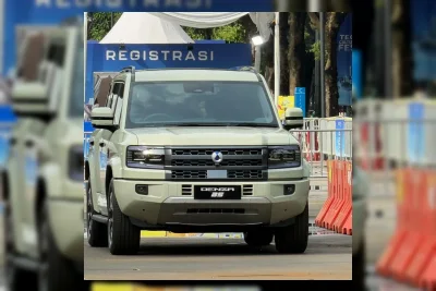 BYD Siapkan Peluncuran SUV Denza B5 Setir Kanan di Indonesia