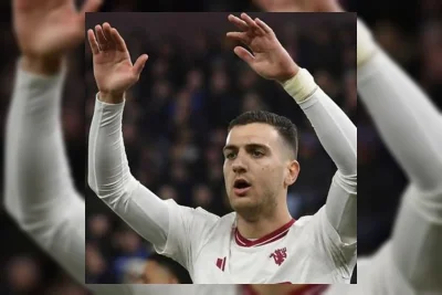 Michael Carrick Pertahankan Diogo Dalot di Tengah Rumor Transfer