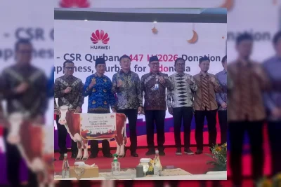 Huawei Salurkan 75 Hewan Kurban untuk Masjid di 10 Kota Indonesia