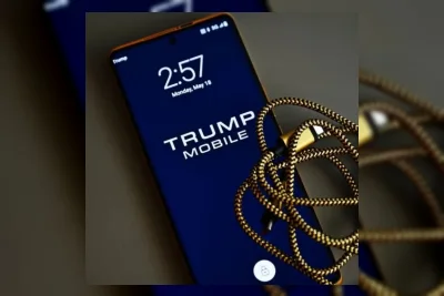 Ponsel Gold T1 Trump Dikritik karena Mirip Produk China