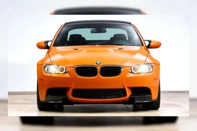 BMW M3 E92 Lime Rock Edition dengan 86 Mil Siap Pecahkan Rekor Lelang
