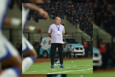 Bojan Hodak Kecam Pernyataan Manajemen Persib soal Konvoi Juara