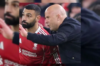 Arne Slot Tanggapi Kritik Mohamed Salah Soal Gaya Main Liverpool