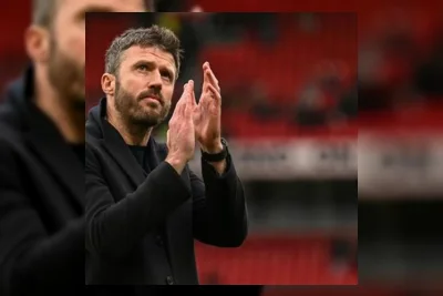 Manchester United Permanenkan 5 Staf Pelatih untuk Dukung Michael Carrick