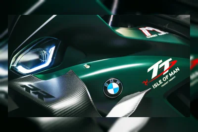 BMW M 1000 RR Edisi Khusus Isle of Man TT, Harganya Setara Toyota Supra
