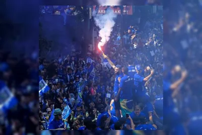 Pawai Juara Persib Bandung Ricuh, Pemain dan Wali Kota Beri Evaluasi