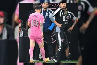 Lionel Messi Ditarik Lebih Awal karena Cedera Hamstring