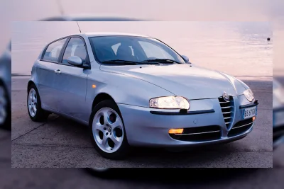 Alfa Romeo Konfirmasi Kembalinya Hatchback Kompak, Terinspirasi 147
