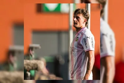 Silas Andersen Cetak Gol di Tengah Rumor Transfer ke Sporting
