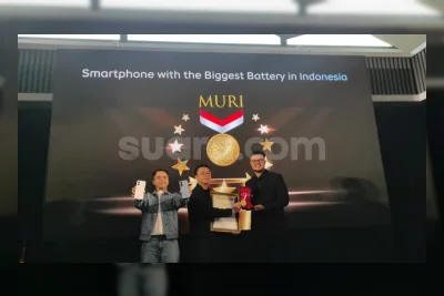 iQOO Z11 Resmi di Indonesia, Baterai 9.020mAh Pecahkan Rekor MURI