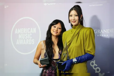'Golden' Kalahkan Taylor Swift dan Morgan Wallen, Raih AMA Song of the Year