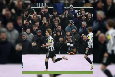 Bayern Munich dan Liverpool Berebut Anthony Gordon dari Newcastle