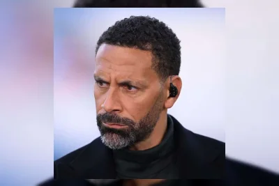 Rio Ferdinand Dorong Manchester United Rekrut Robert Lewandowski